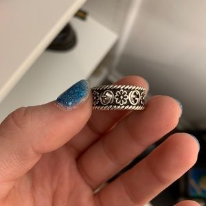 AUTHENTIC GUCCI RING!